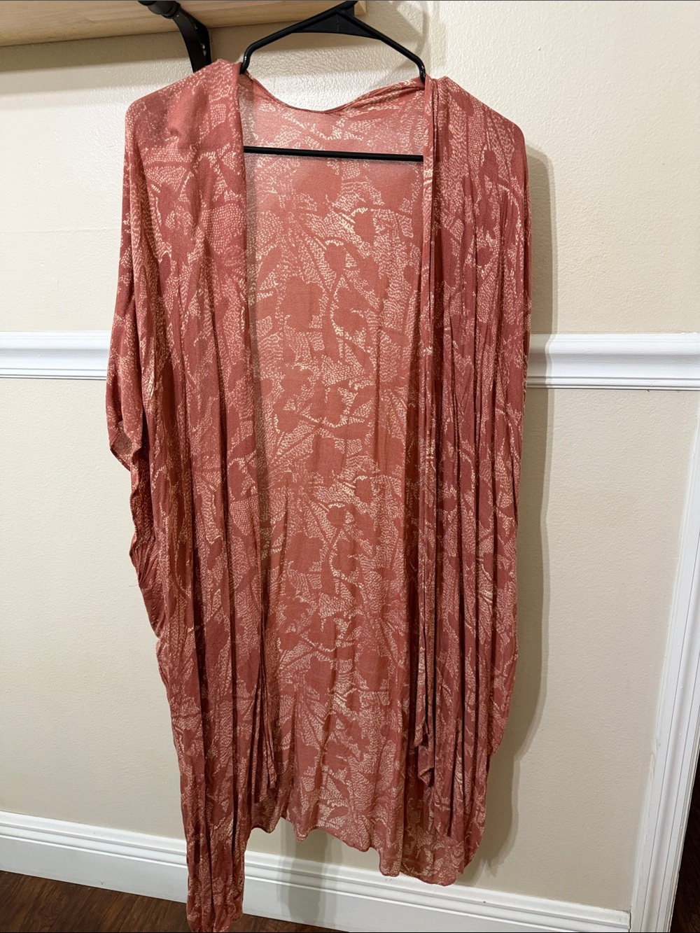 Vici Open-Front kimono in Rose Blush Print